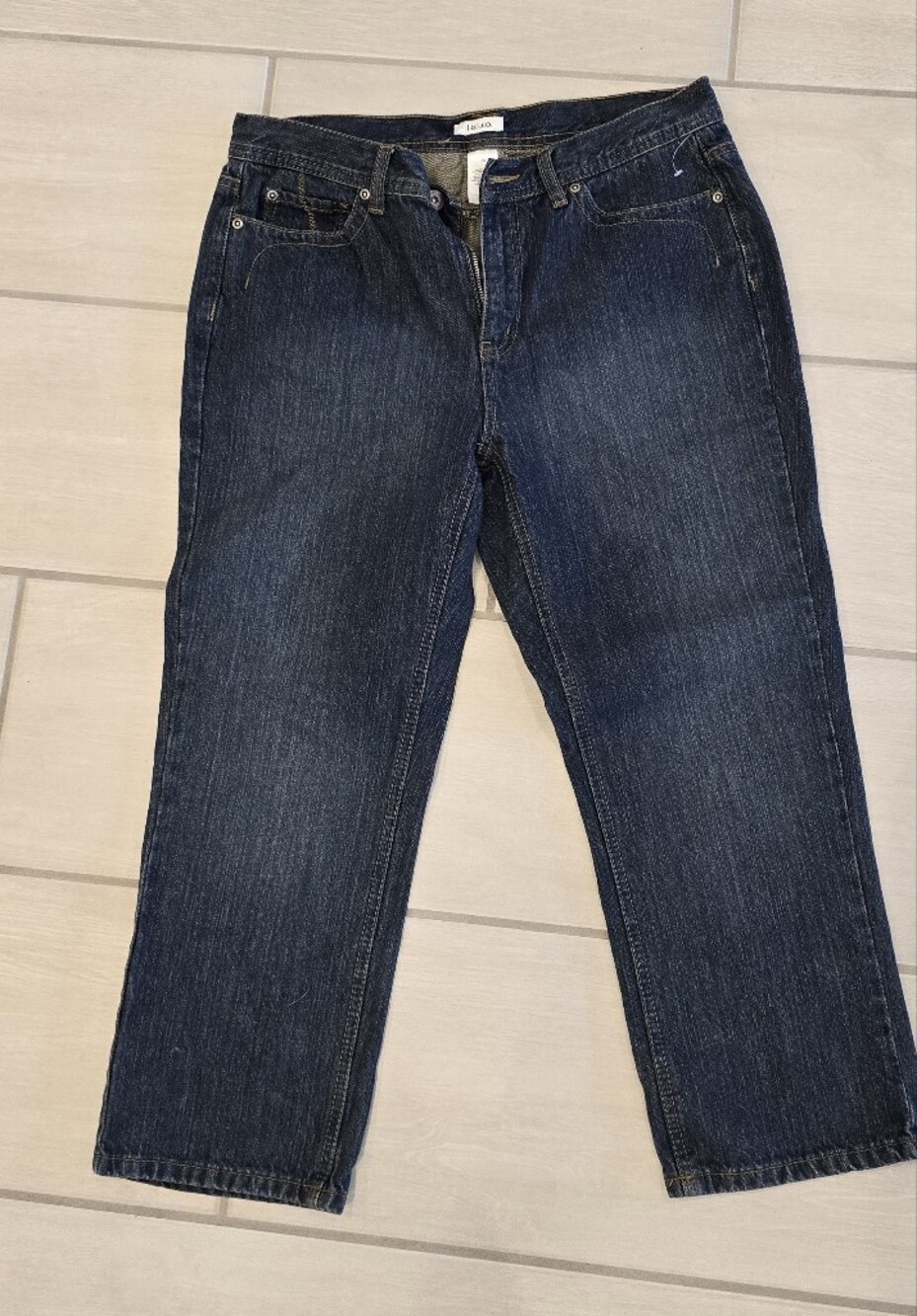liz & co. Women's Dark Blue Cropped Jeans
